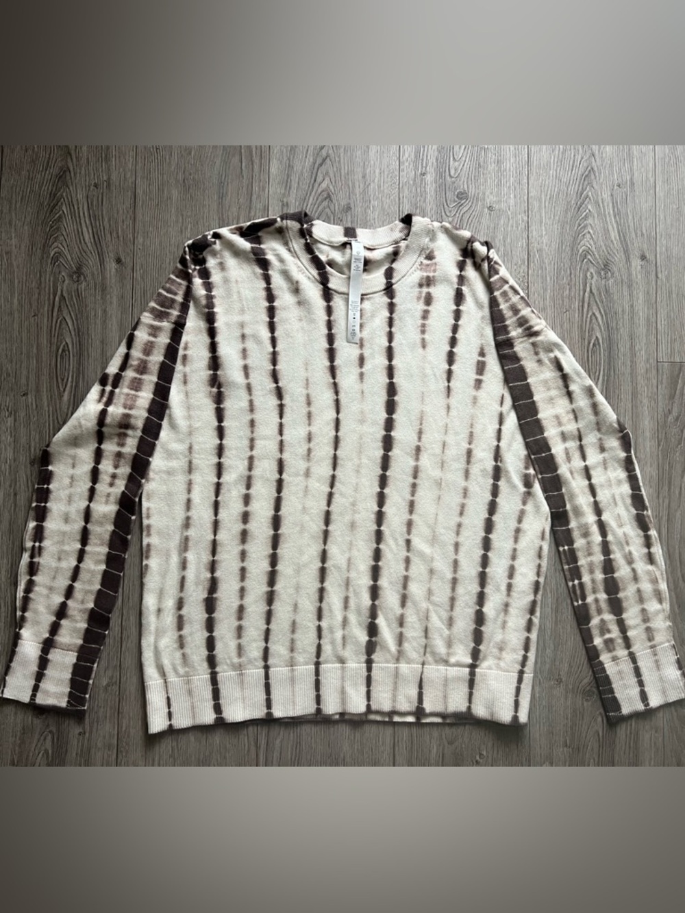 Lululemon Tie Dye Crewneck Sweater 12 us size (2)